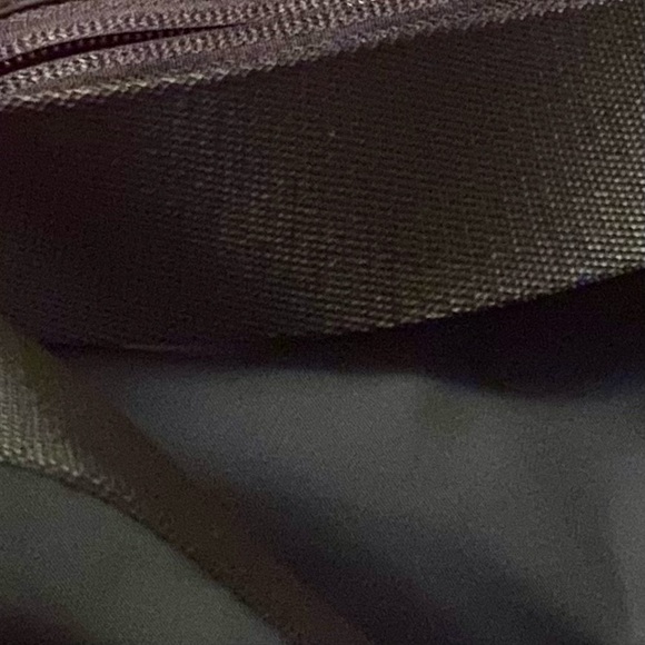 LULU LEMON EVERYWHERE BELT BAG - Picture 8 of 8